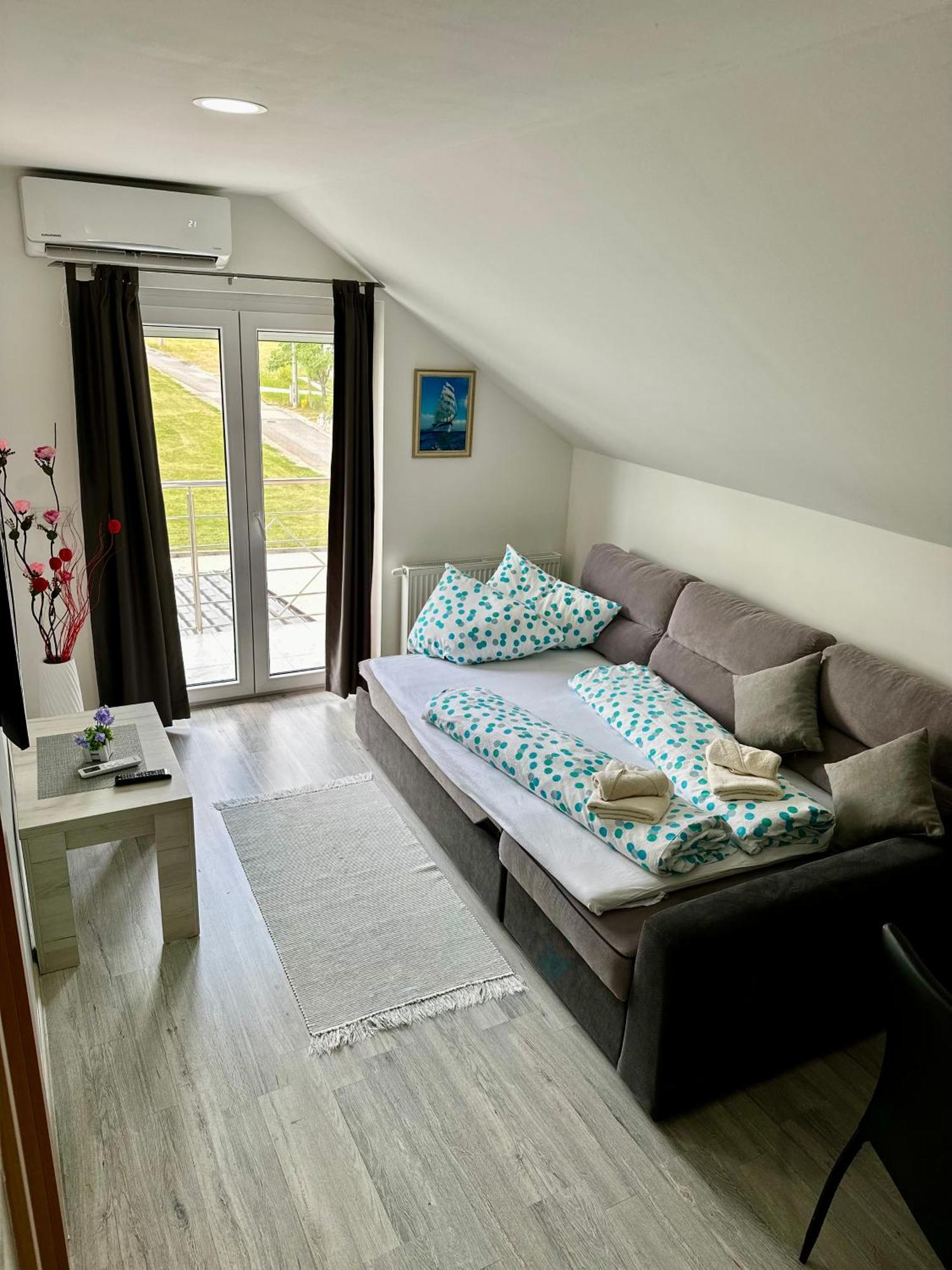 Sweet Dreams Home Korenica Εξωτερικό φωτογραφία